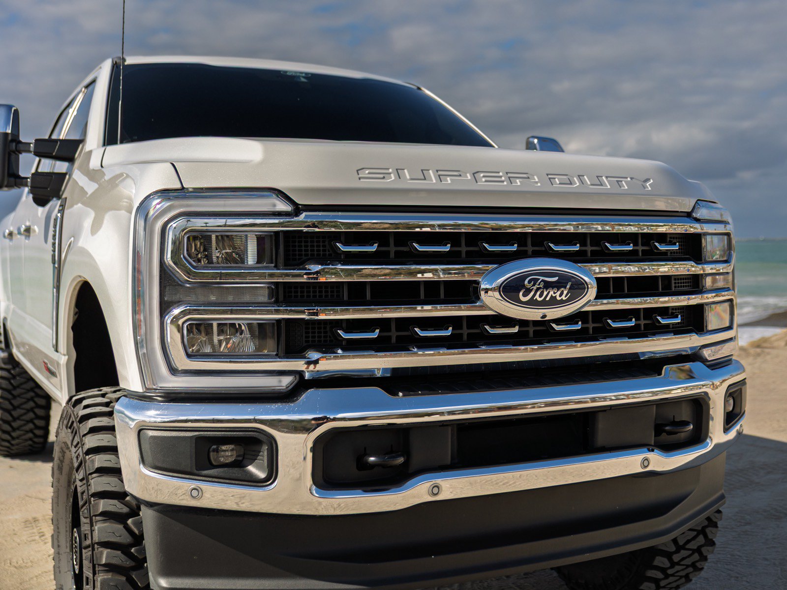 Used 2025 Ford F250 Lariat w/ Lariat Ultimate Package AWD/4WD image 10