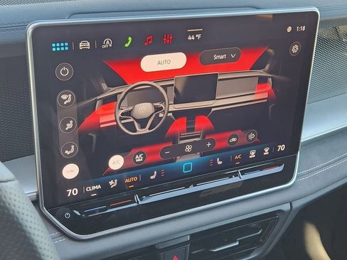 New 2026 Volkswagen Tiguan SE R-Line AWD/4WD image 10