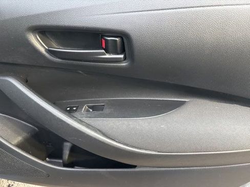 Used 2023 Toyota Corolla LE image 38