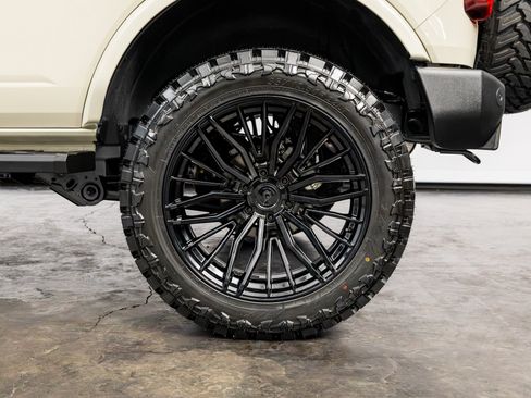 Used 2025 Ford Bronco Big Bend AWD/4WD image 14