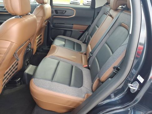 Used 2023 Ford Bronco Sport Outer Banks w/ Tech Package image 7