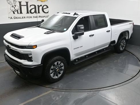 New 2026 Chevrolet Silverado 2500 Custom w/ Custom Convenience Package AWD/4WD image 22