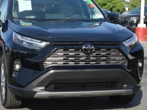 Used 2025 Toyota RAV4 Limited w/ Advanced Technology Package image 4