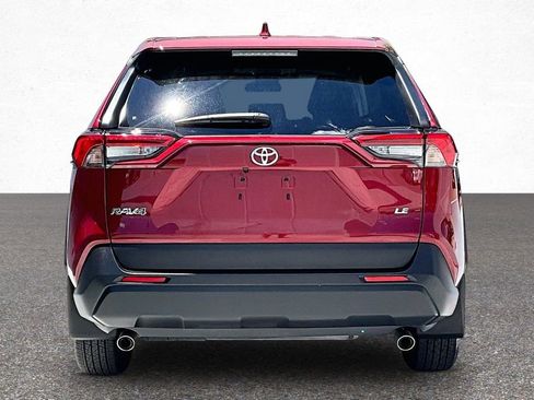 Used 2024 Toyota RAV4 LE FWD image 7