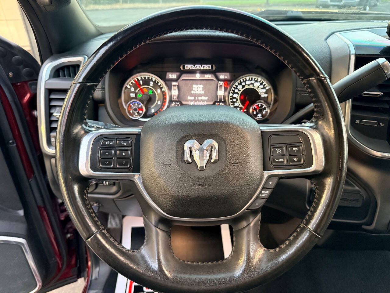 Used 2020 RAM 3500 Laramie AWD/4WD image 22