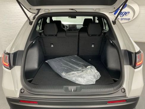 Certified 2025 Honda HR-V Sport image 8