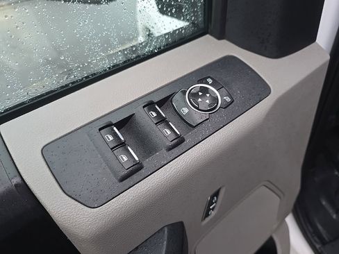 Used 2018 Ford F350 XL w/ Power Equipment Group image 20