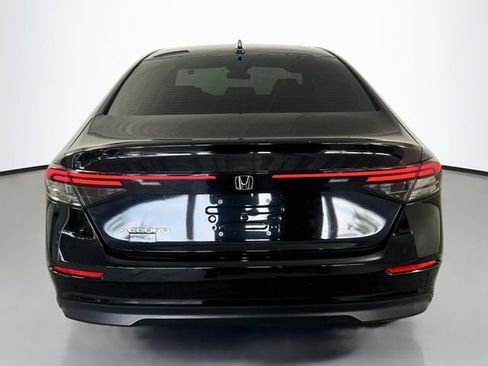 Used 2023 Honda Accord EX image 7