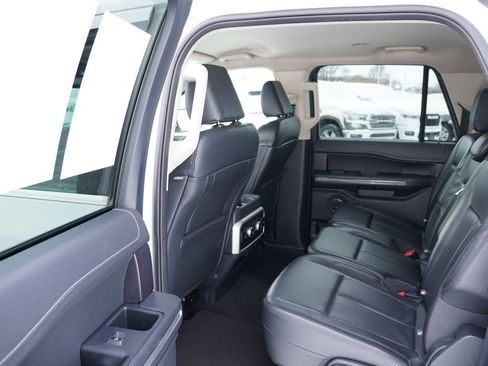 Certified 2024 Ford Expedition Max XLT image 18