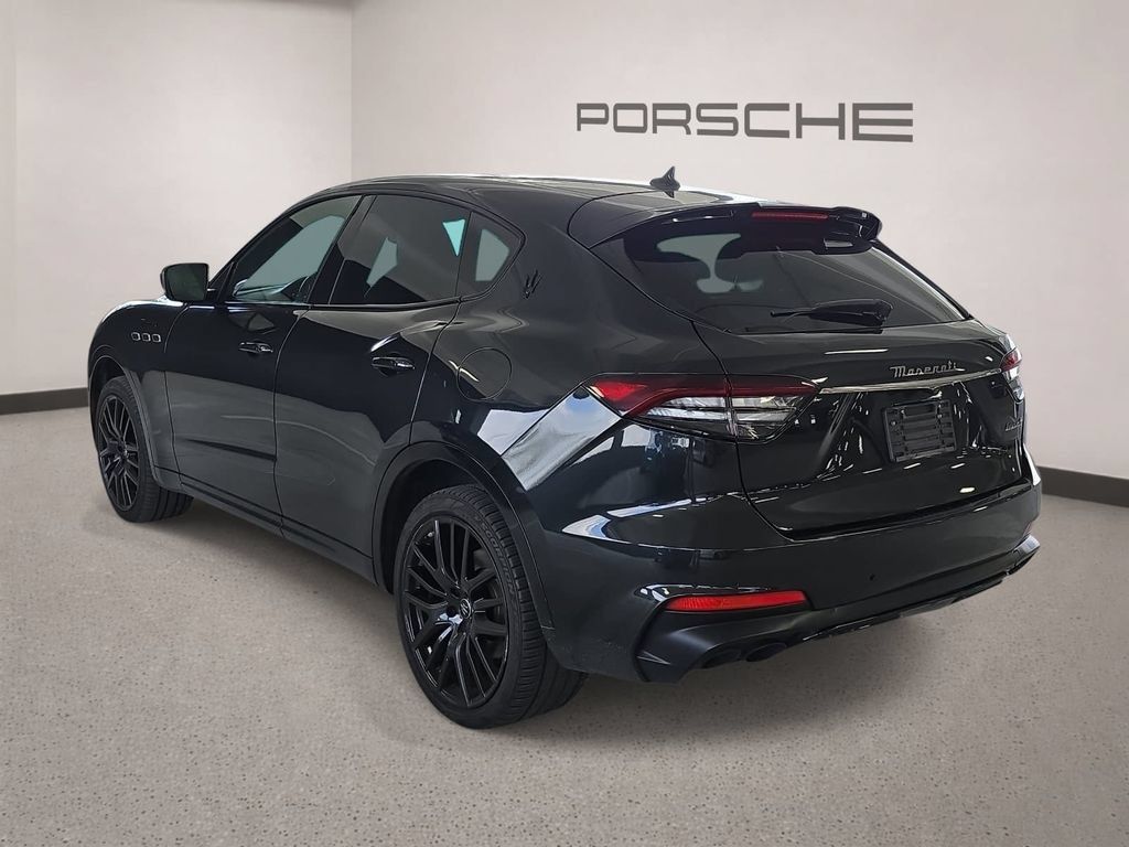 Used 2022 Maserati Levante Modena AWD/4WD image 2