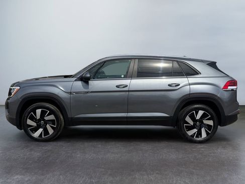 Used 2024 Volkswagen Atlas Cross Sport SE image 8