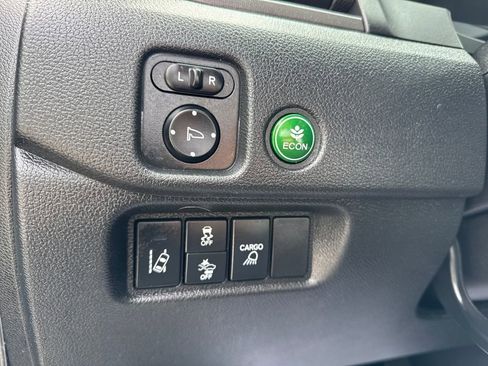 Used 2021 Honda Ridgeline Sport image 21