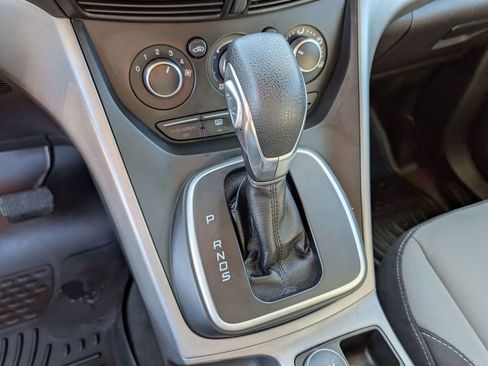 Used 2014 Ford Escape SE image 25