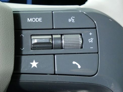 Certified 2024 Kia EV9 Land AWD/4WD image 29