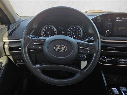 Used 2020 Hyundai Sonata SE w/ Cargo Package image 11