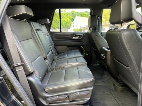 Used 2021 GMC Yukon SLT AWD/4WD image 18