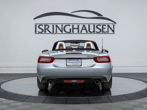 Used 2018 FIAT 124 Spider Lusso w/ Convenience Group image 6