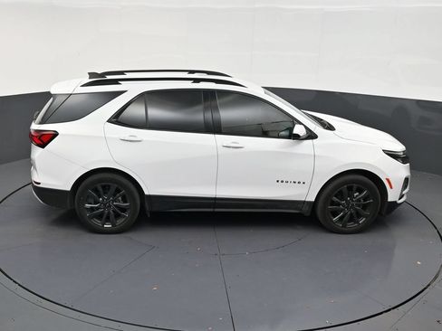 Used 2024 Chevrolet Equinox RS FWD image 17