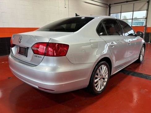 Used 2012 Volkswagen Jetta SEL image 7