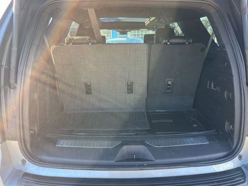 Used 2023 Chevrolet Tahoe Premier w/ Premium Package 2 AWD/4WD image 6