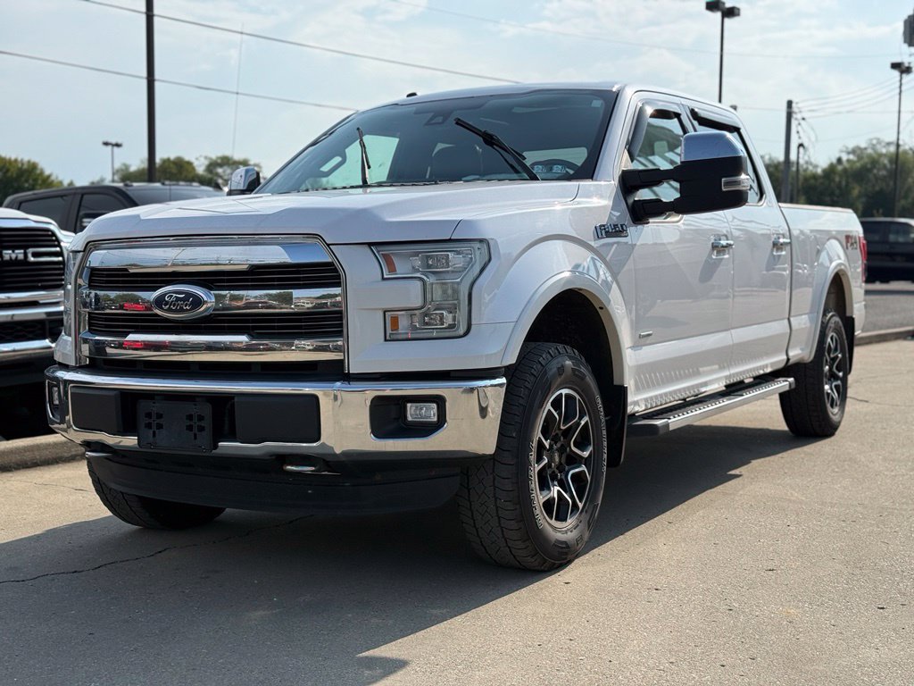 Used 2016 Ford F150 Lariat w/ Equipment Group 502A Luxury AWD/4WD image 2
