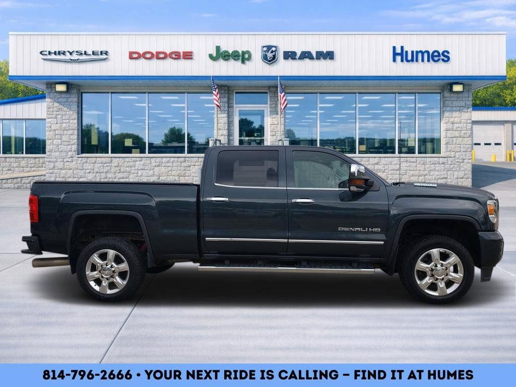 Used 2018 GMC Sierra 2500 Denali w/ Duramax Plus Package AWD/4WD image 2