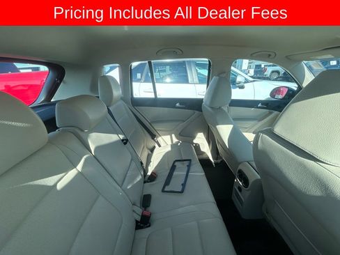 Used 2017 Volkswagen Tiguan S FWD image 4