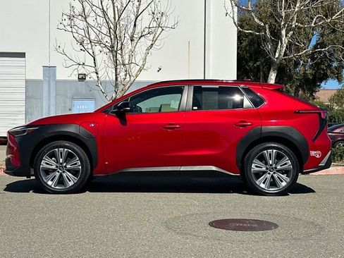 Used 2023 Subaru Solterra AWD image 7