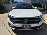 Used 2023 Volkswagen Jetta SEL image 3