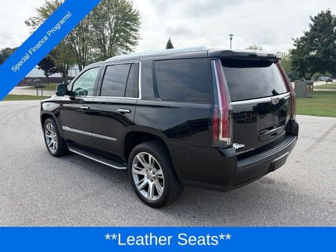 Used 2016 Cadillac Escalade Luxury AWD/4WD image 4