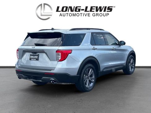 Used 2023 Ford Explorer XLT w/ Equipment Group 202A RWD image 7