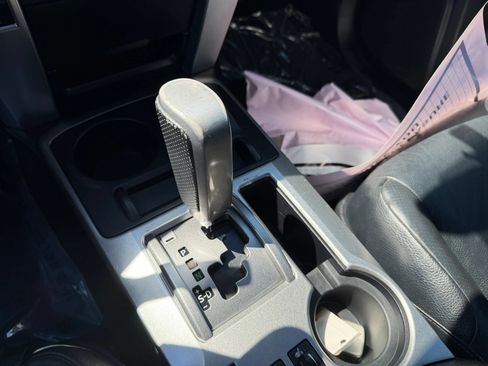 Used 2012 Toyota 4Runner Limited AWD/4WD image 31