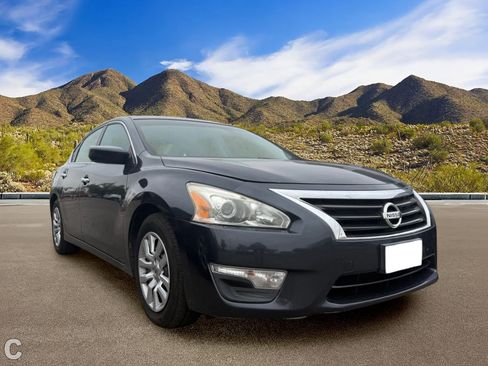 Used 2014 Nissan Altima 2.5 S FWD image 5