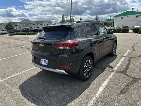 New 2026 Chevrolet TrailBlazer LT w/ Convenience Package image 8