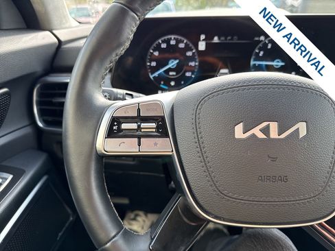 Used 2025 Kia Telluride SX Prestige image 21