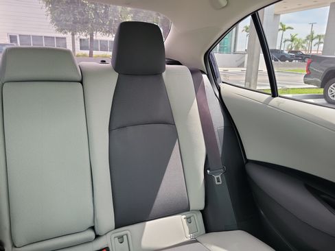 Used 2025 Toyota Corolla LE w/ Convenience Package FWD image 22