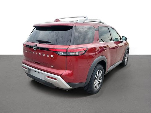 Certified 2023 Nissan Pathfinder SL FWD image 3