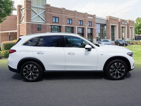 Certified 2025 Mercedes-Benz GLC 350e 4MATIC image 6