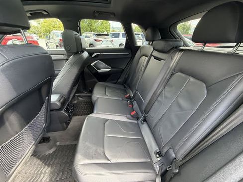 Used 2024 Audi Q3 2.0T Premium w/ Convenience Package AWD/4WD image 10