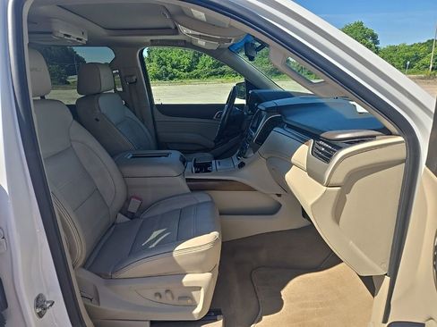Used 2019 GMC Yukon XL Denali RWD image 22