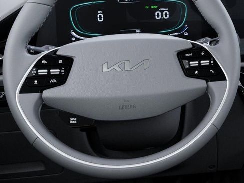 New 2026 Kia Niro EX image 22