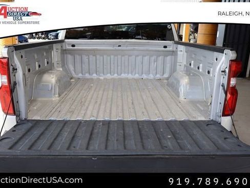 Used 2021 Chevrolet Silverado 1500 Custom image 11