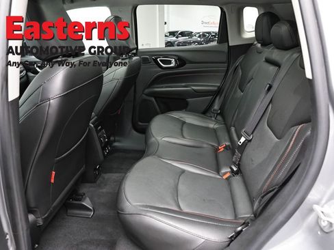 Used 2022 Jeep Compass Trailhawk w/ Trailhawk Elite Group AWD/4WD image 23