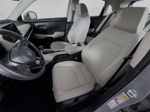 Used 2024 Honda HR-V LX image 11