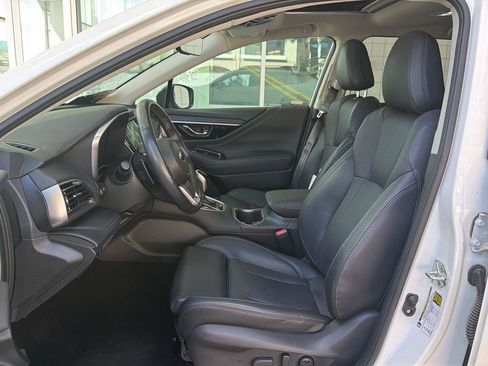 Used 2023 Subaru Outback Limited AWD/4WD image 16