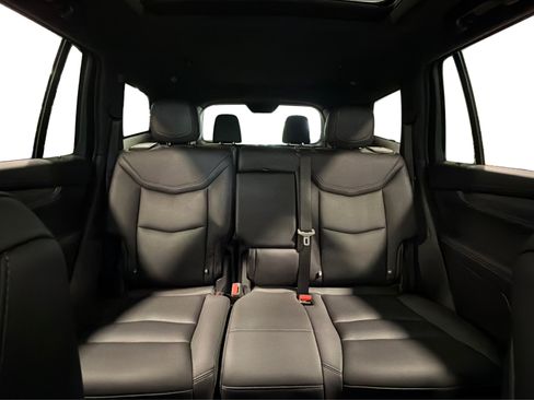 Used 2022 Cadillac XT6 Luxury AWD/4WD image 46