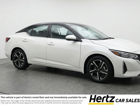 Used 2025 Nissan Sentra SV image 1