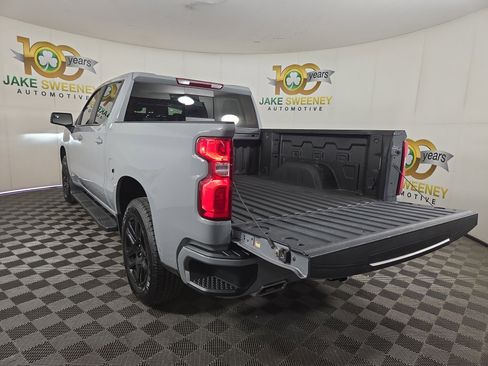 Certified 2024 Chevrolet Silverado 1500 RST w/ Convenience Package II AWD/4WD image 32