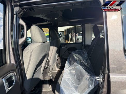 New 2026 Jeep Wrangler Unlimited Sport AWD/4WD image 19