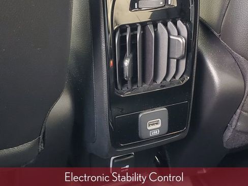 Used 2022 Jeep Compass Limited AWD/4WD image 36